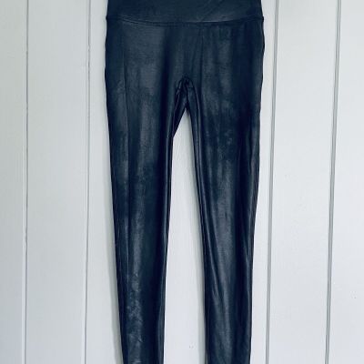 Spanx Women's Black Faux Leather Shiny Leggings Size Medium M Pants STretch